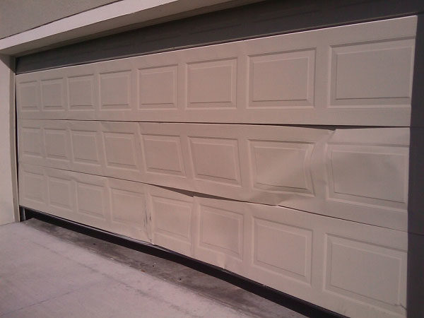 Expert Garage Door Repair Technicians in Pembroke Pines, FL